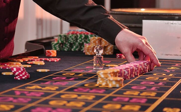 Combien gagnent les croupiers de casino ?