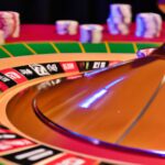 Jeu de la roulette avec jeton de poker